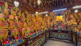 鹿港天后宮，財運亨通斗200盞限量，科技業員工排21小時搶頭香(圖／翻攝畫面)