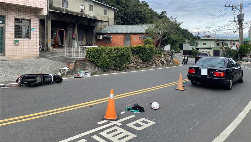 新北死亡車禍！騎士滑出車道對撞轎車身亡