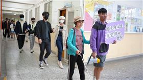 中興大學開設「困境與人生」通識課程(興大提供)