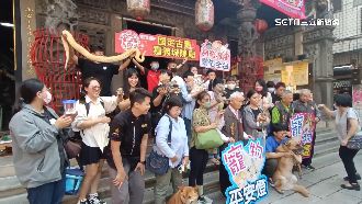 廟方開放「寵物平安燈」3天已300寵物登記