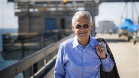 COP28擺脫化石燃料決議  呼應唐獎得主38年前呼籲COP28聯合國氣候峰會近日達成能源轉型、擺脫化石燃料的歷史性決議。唐獎基金會14日發布新聞稿指出，COP28的決議，正呼應了2018年唐獎永續發展獎得主維拉布哈德蘭．拉馬納森（Veerabhadran Ramanathan）38年前的呼籲。（唐獎基金會提供）中央社記者陳至中台北市傳真  112年12月14日