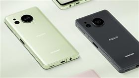 AQUOS純日本血統新機AQUOS sense8。