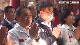 ▲張榮味與侯友宜互動