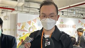 蔡承諭抗癌8年轉攻讀醫學院，盼能貢獻社會。（圖／記者簡浩正攝影）