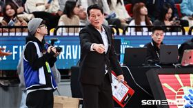 ▲臺北富邦勇士主場迎戰高雄17直播鋼鐵人，鋼鐵人總教練邱大宗。（圖／記者劉彥池攝影）