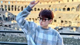 鄭靚歆,Aky采熙,翻攝自鄭靚歆臉書粉專