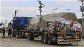 美國出手奏效！以色列同意開放關卡　援助物資首度「直接進入」加薩（圖／美聯社／達志影像）