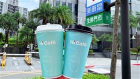 歡慶戴資穎逆轉奪冠，萊爾富祭出指定咖啡第二杯5元優惠。（圖／萊爾富提供）