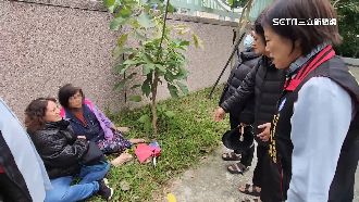 韓國瑜花蓮助選傅崐萁　7旬婦為爭睹摔傷