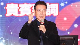 趙少康出席扶輪社年終聯誼晚會（1）國民黨副總統候選人趙少康16日晚間在台北出席扶輪社年終聯誼晚會，登台發表談話向眾人致意。中央社記者鄭清元攝  112年12月16日