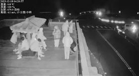 大陸冷氣團，合歡山，追雪人潮，武嶺亭(圖／翻攝自台灣路況即時影像)