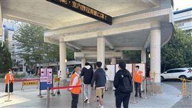 學測進入第2天，今日考科為英文、國綜、國寫等文理組共同科。（圖／記者吳康瑋攝）