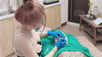美女密醫「爆乳豐臀」當活招牌　海撈百萬