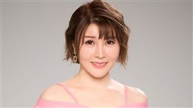 蕭玉芬推出新專輯《愛的故事》。（圖／豪記唱片提供）