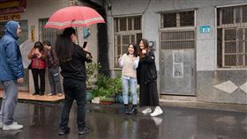 國民黨立委候選人張斯綱、徐巧芯前往賴清德萬里老家拍照打卡。（圖／翻攝自臉書）