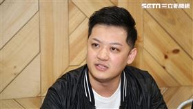 郭柏均接受訪問。（圖／記者林士傑攝影）