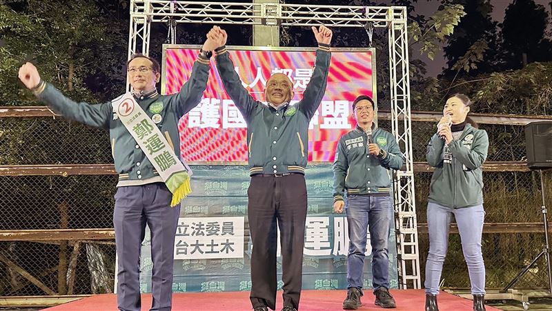 蘇貞昌輔選鄭運鵬　讚爭預算讓TPASS成行