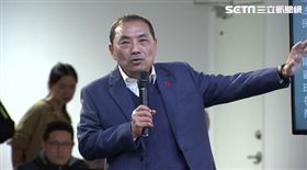 ▲侯友宜出席兩岸政策及反抹紅影片發布記者會