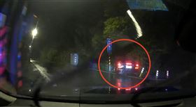 大園,賓士,毒品,拒檢（圖／翻攝畫面）