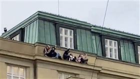 捷克,槍擊,大學,槍手,犯案,警方,擊斃
https://twitter.com/eha_deutsch/status/1737910720832946654