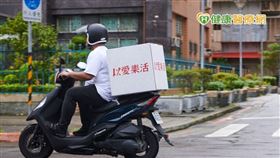 佳格食品集團發起「以愛樂活營養安老計畫」，穩定提供邊緣戶長者物資及全台關懷訪視的志工人力