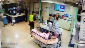 彰化縣馮姓女子懷疑黃姓男友出軌，心生怨念之下，她在泡麵裡摻入安眠藥迷昏男友，用剪刀將男友的陰莖剪斷後丟入馬桶沖掉，導致黃男的陰莖僅剩1.5公分，從此無法性交、勃起。