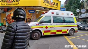 ambulance(記者陳弋攝影)