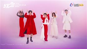 紅白 LE SSERAFIM。（圖／翻攝自超級巨星紅白藝能大賞IG）