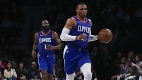 ▲哈登（James Harden）、威斯布魯克（Russell Westbrook）對上前東家雷霆，快艇卻中斷9連勝。（圖／美聯社／達志影像）