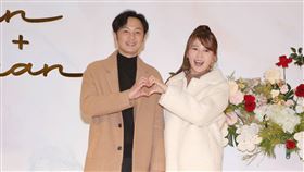 張書偉和謝京穎現身陳熙鋒婚禮。（圖／記者楊澍攝影）