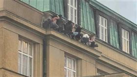 捷克校園槍擊案。（圖／翻攝自X @iSeeRacist）