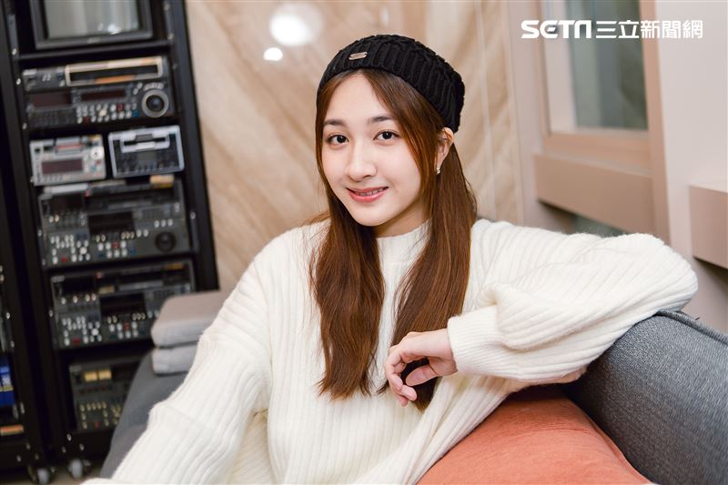 方文琳女兒于齊薇三立新聞網專訪。（圖／記者楊澍攝影）