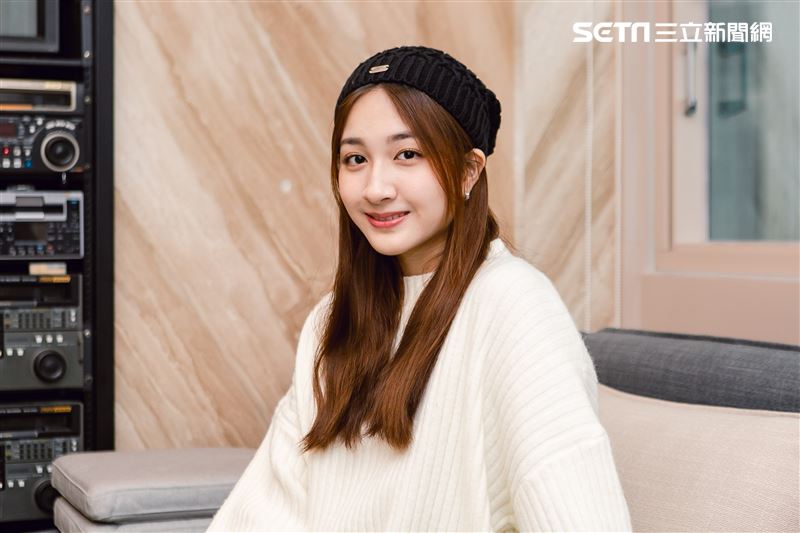 方文琳女兒于齊薇三立新聞網專訪。（圖／記者楊澍攝影）