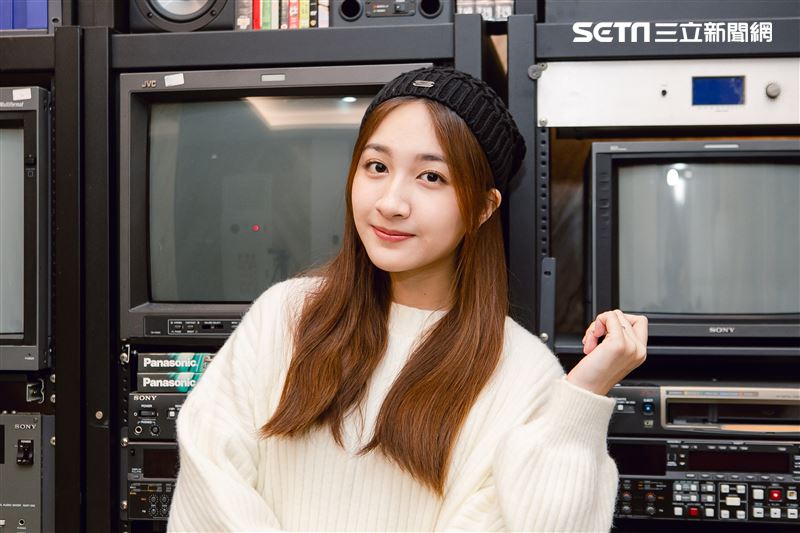 方文琳女兒于齊薇三立新聞網專訪。（圖／記者楊澍攝影）