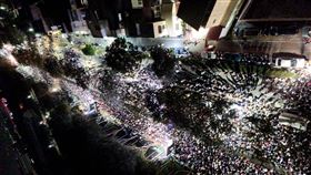 高雄岡山三粉造勢。柯文哲臉書