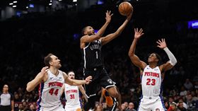 ▲布里吉斯（Mikal Bridges）攻下全場最高29分，籃網送活塞26連敗。（圖／美聯社／達志影像）