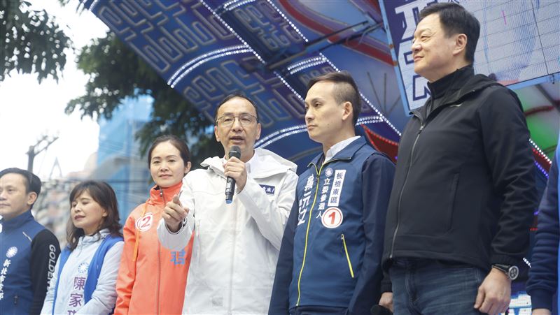 傳鬆綁激戰區禁柯令？朱立倫解答給釘子！