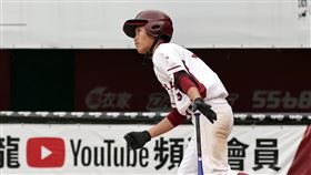 台北城市盃青少棒賽大園搶勝  張可洛敲致勝轟2023台北城市盃青少棒賽23日開打，桃園市大園國中陣中「泰山之子」張可洛敲出致勝2分砲，成球隊獲勝功臣，助隊終場以6比4搶下勝利。（台北市棒球協會提供）中央社記者謝靜雯傳真  112年12月23日