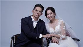 温昇豪、安心亞。（J2 Plus婚紗攝影提供