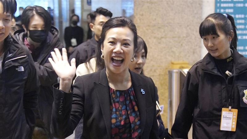 說喝約翰走路有錯？學者曝吳欣盈內心想法
