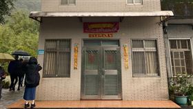 賴清德萬里老家陷紛擾（1）民進黨總統候選人賴清德位於新北市萬里區的老家，近期因違建爭議紛擾不斷，賴清德日前在電視政見發表會當場宣示，願把房子交付公益信託，優先做為「礦工生活紀念館」。中央社記者王揚宇攝  112年12月23日