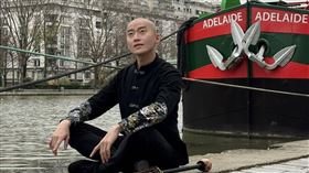 為求總決賽能有好成績，蔡宏毅在道具及表演形式上都有創新。（圖／受訪者提供）