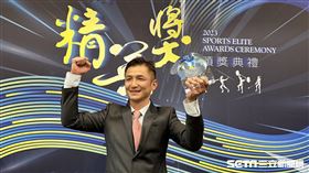 拳擊選手林郁婷的教練曾自強奪下最佳教練獎。（圖／記者蔡厚瑄攝影）