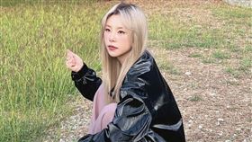 輝人個人社交平台張貼出在台南的照片後吸引10多萬粉絲前往按讚