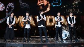 五月天,演唱會,台中洲際棒球場,相信音樂,扭蛋,道歉