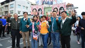 陳其邁合體黃捷掃街（圖／翻攝畫面）