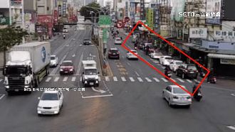 黃昏市場紅線違停嚴重　網PO影像控警擺爛