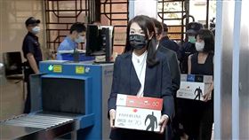 高虹安貪汙再開庭 驚見