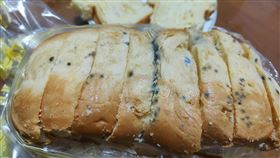 麵包放7天發霉拒買！網揪「1關鍵」讚爆：良心店家　內行曝保存小知識。（圖／翻攝自「Costco好市多 商品經驗老實說」臉書）