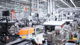 ▲奧迪全力生產PPE(Premium Platform Electric)電動車平台的電動馬達。（圖／Audi）